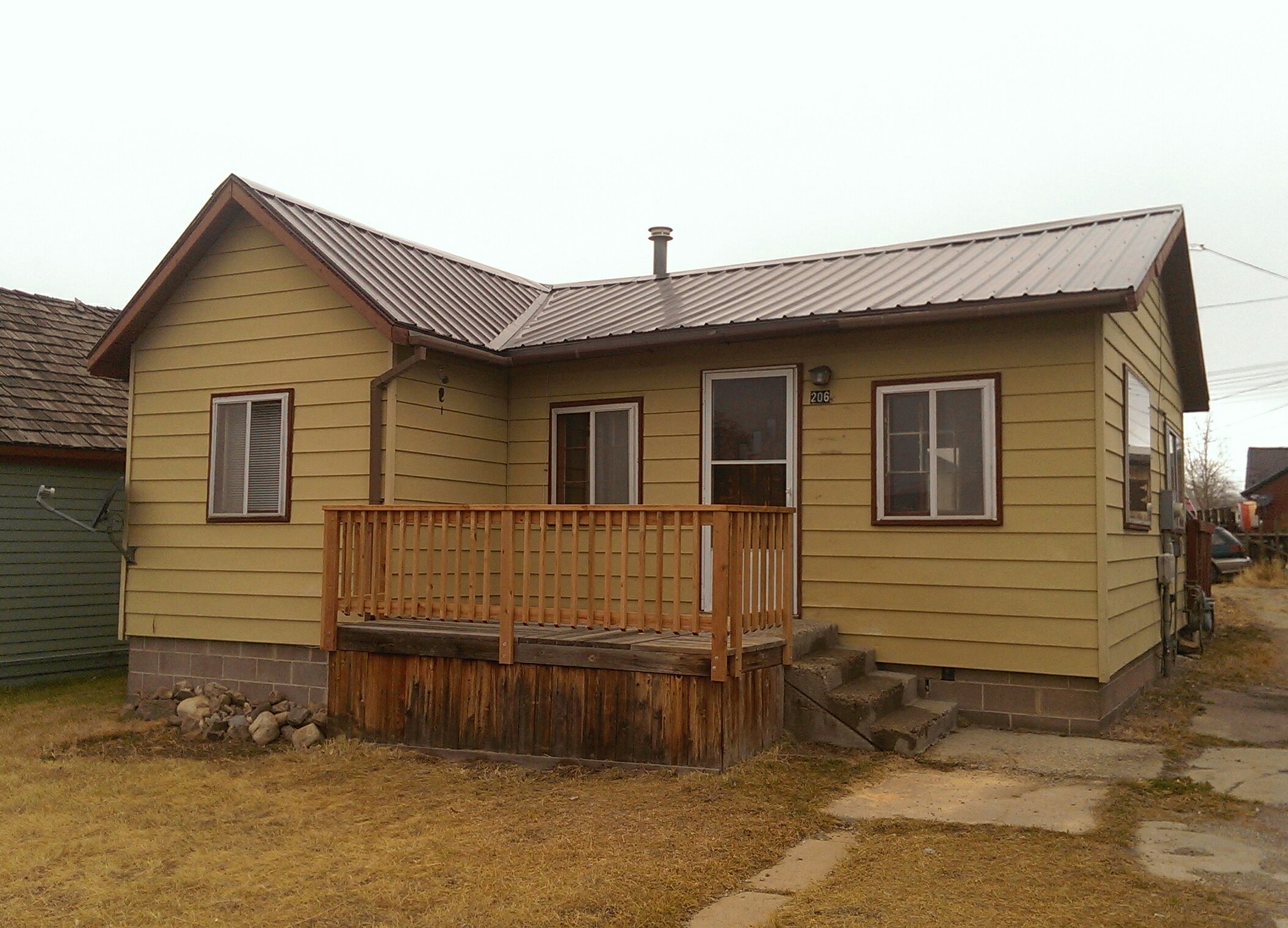 Property main image